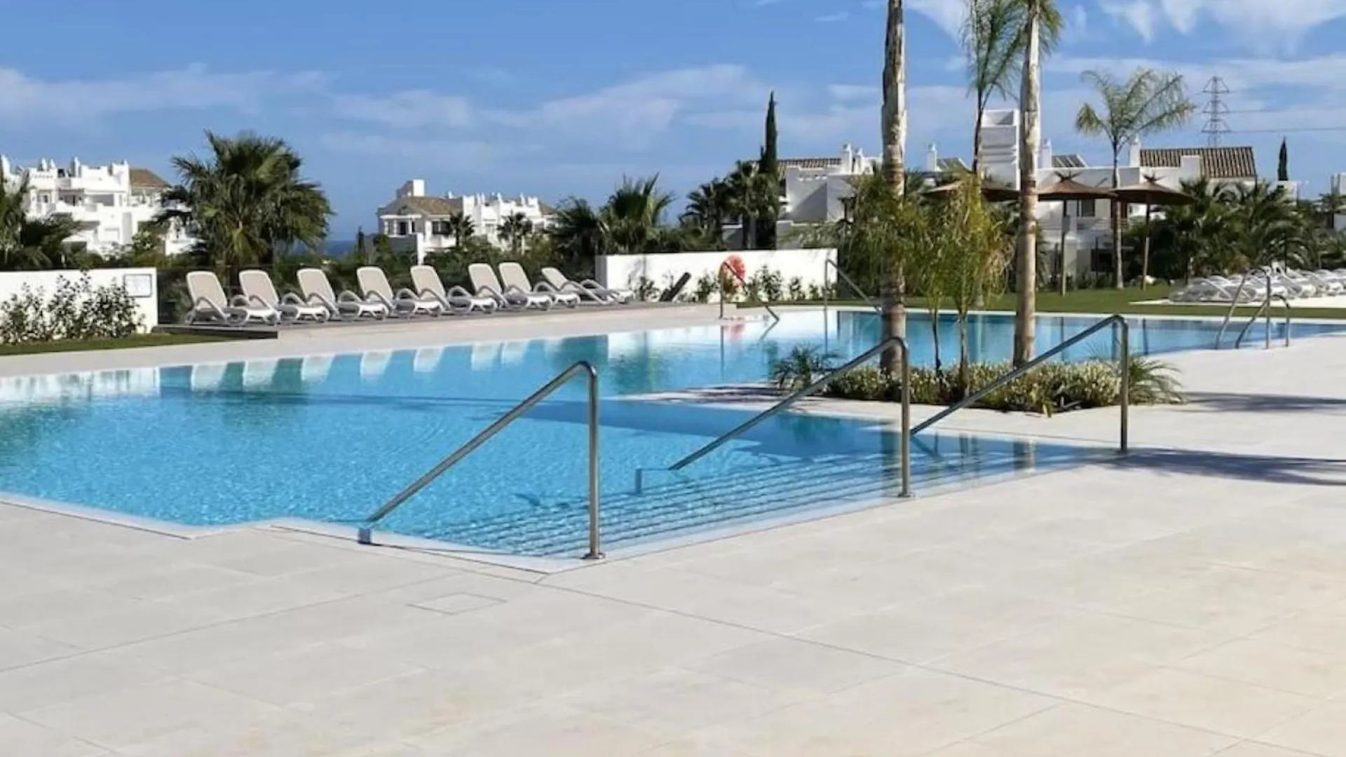 Al-512 - Alcazaba Lagoon Estepona Spagna